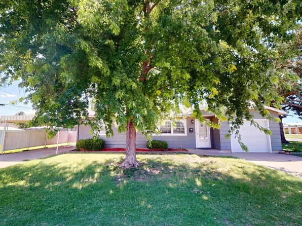803 27th St, Woodward, OK 73801