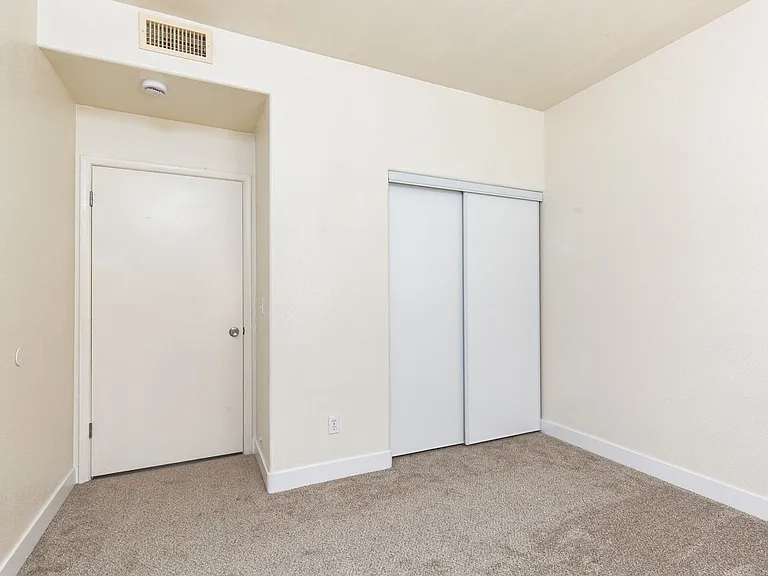 2110 Los Feliz St #1028 — Photo 19