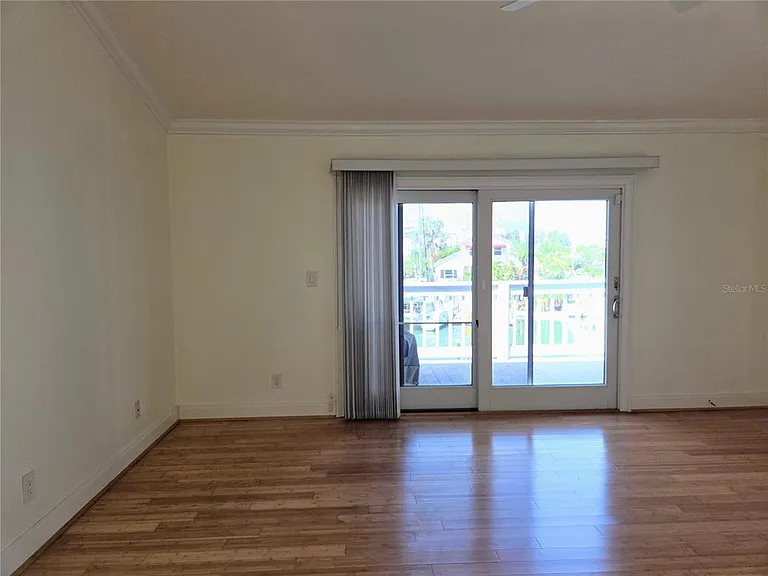 11820 Capri Cir S — Photo 19