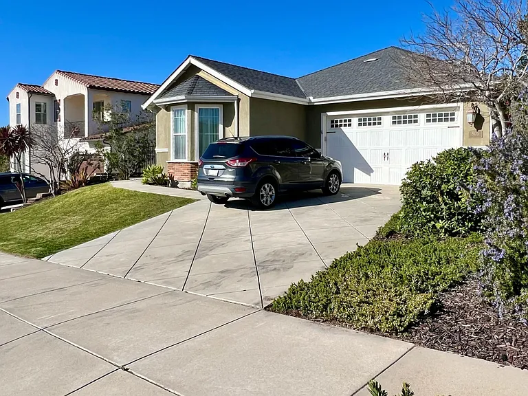 805 Sage Crest Dr — Photo 2