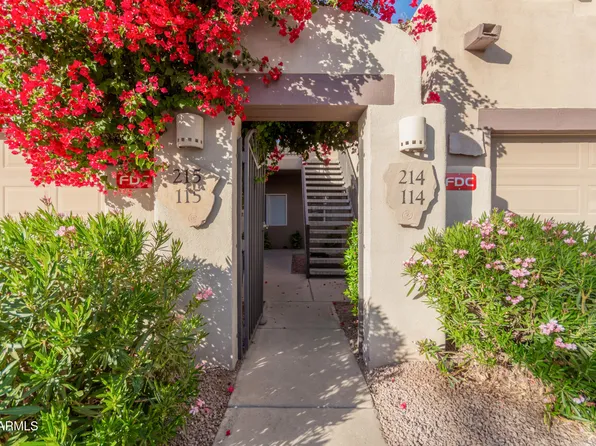7021 E Earll Drive #215, Scottsdale, AZ 85251