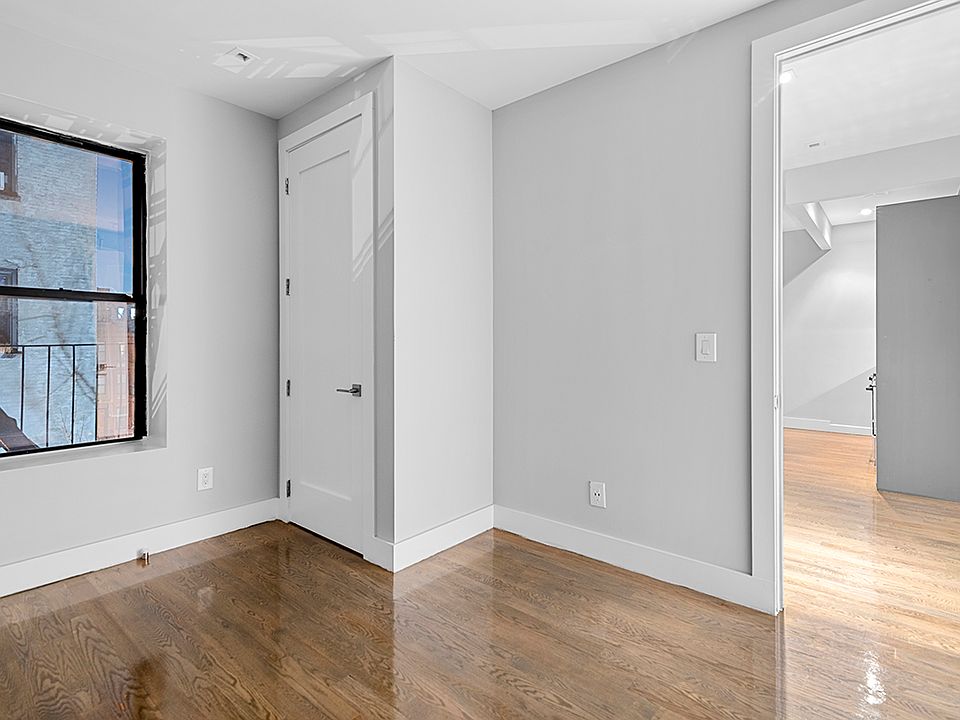 2nd image of 124 E 117th St APT 4C