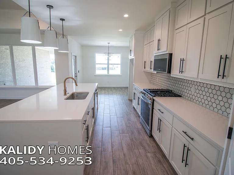 17584 Salma Rd — Photo 7