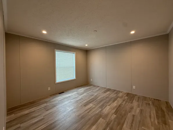 3 Bed 2 Bath Double Section Plan, Carriage Way