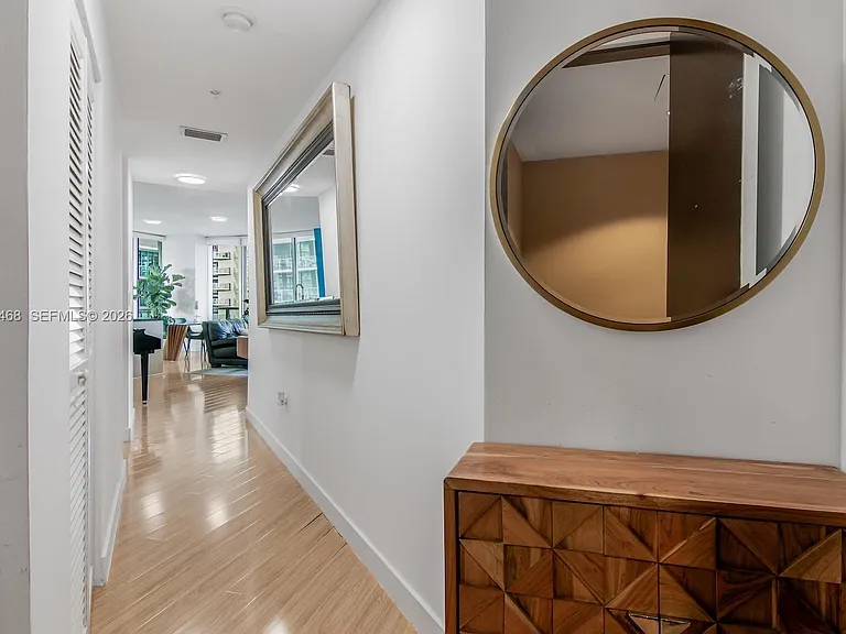 79 SW 12th St #2107 — Photo 4