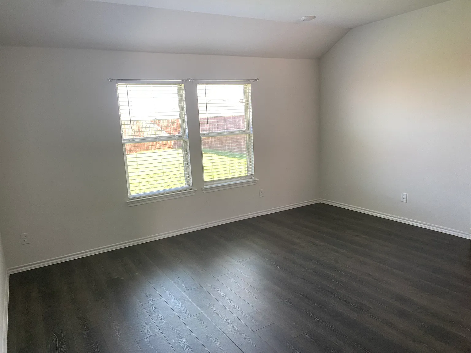 Charming Clean Home — Photo 3