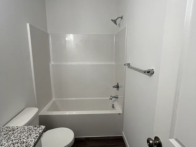 13903 Oakwood Dr — Photo 11