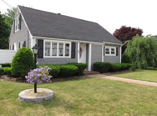 6 Irving St, Danvers, MA 01923