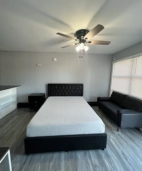 401 Smith St #A3 — Photo 4