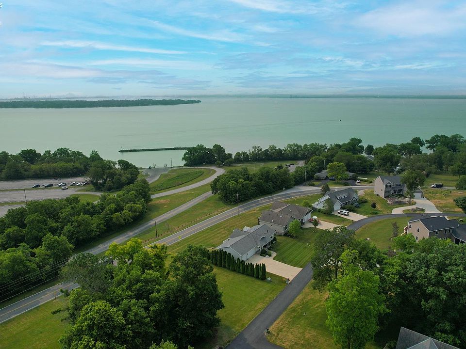 2355 S Split Rock Dr, Lakeside Marblehead, OH 43440 Zillow