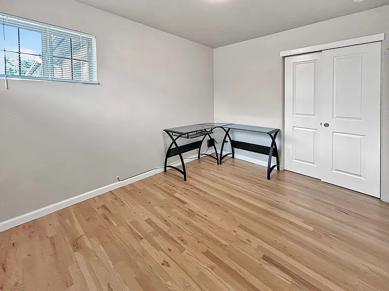 Sloan's Lake: 2-Bedroom Unit With High-End Finishes — Photo 21