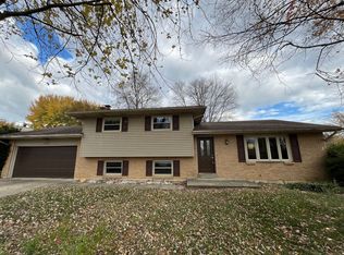 7415 Red Coat Dr, Hamilton, OH 45011