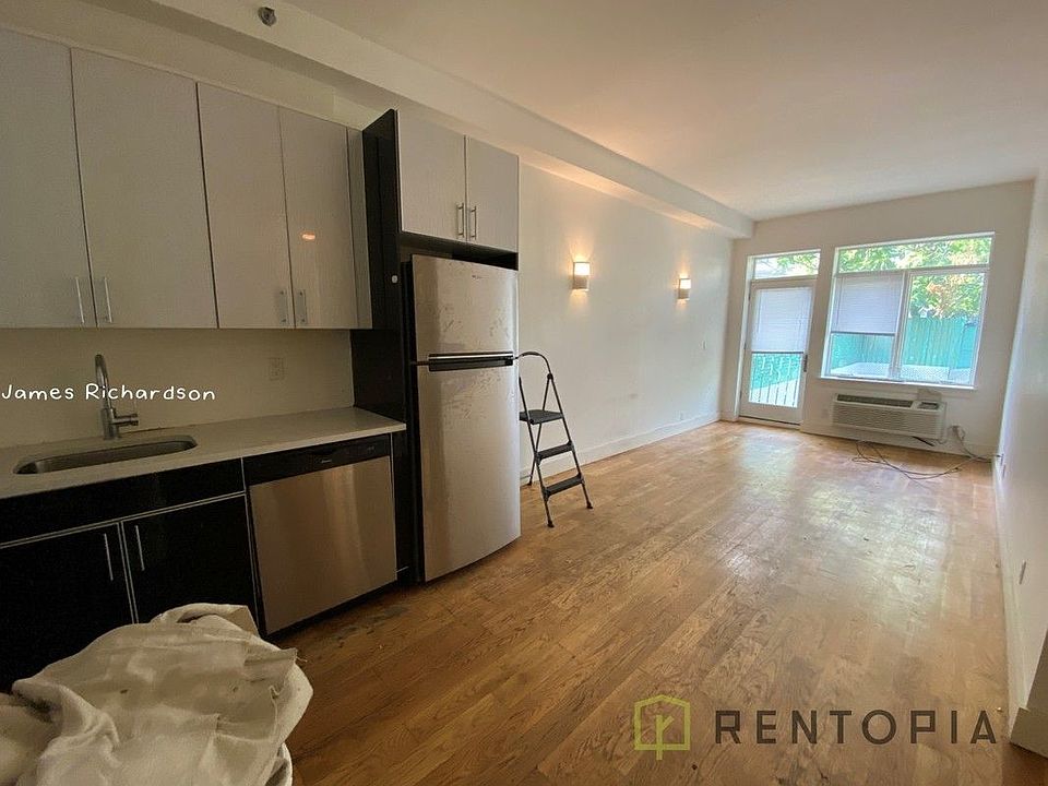 1st image of 91 Varet St #2E