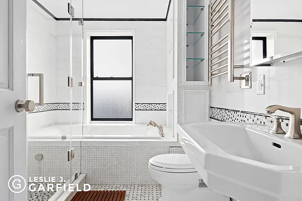 Sold by Leslie J. Garfield | media 15