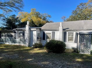 2607 Thomas St, Camden, SC 29020