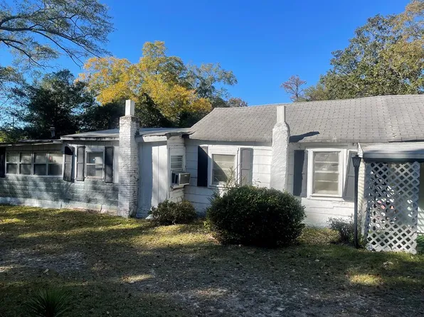 2607 Thomas St, Camden, SC 29020