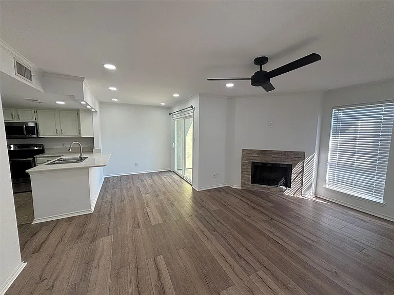 8400 Hickory St #2004 — Photo 2