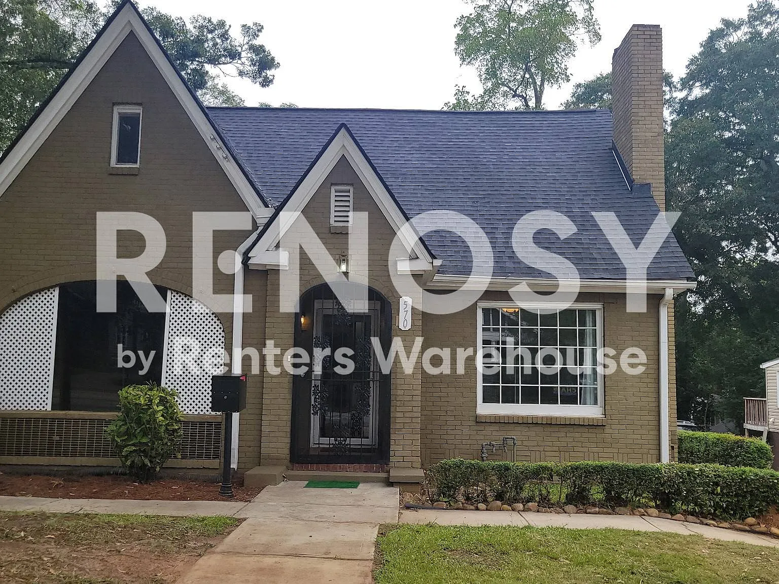 Charming 4 bedroom 3 bath Bungalow in the Heart of East Atlanta! — Photo 4