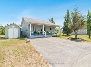 3 Awenda Ave, Wasaga Beach, ON L9Z1X7