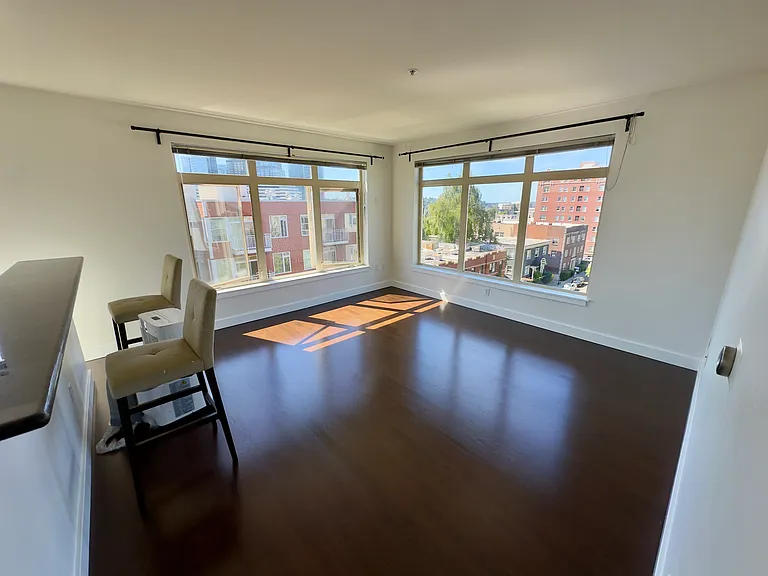 1610 Belmont Ave #605 — Photo 5