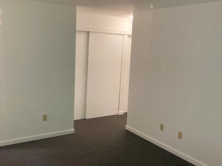 407 Lake St #B14 — Photo 16