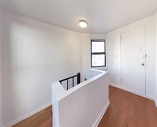 Rented by R New York