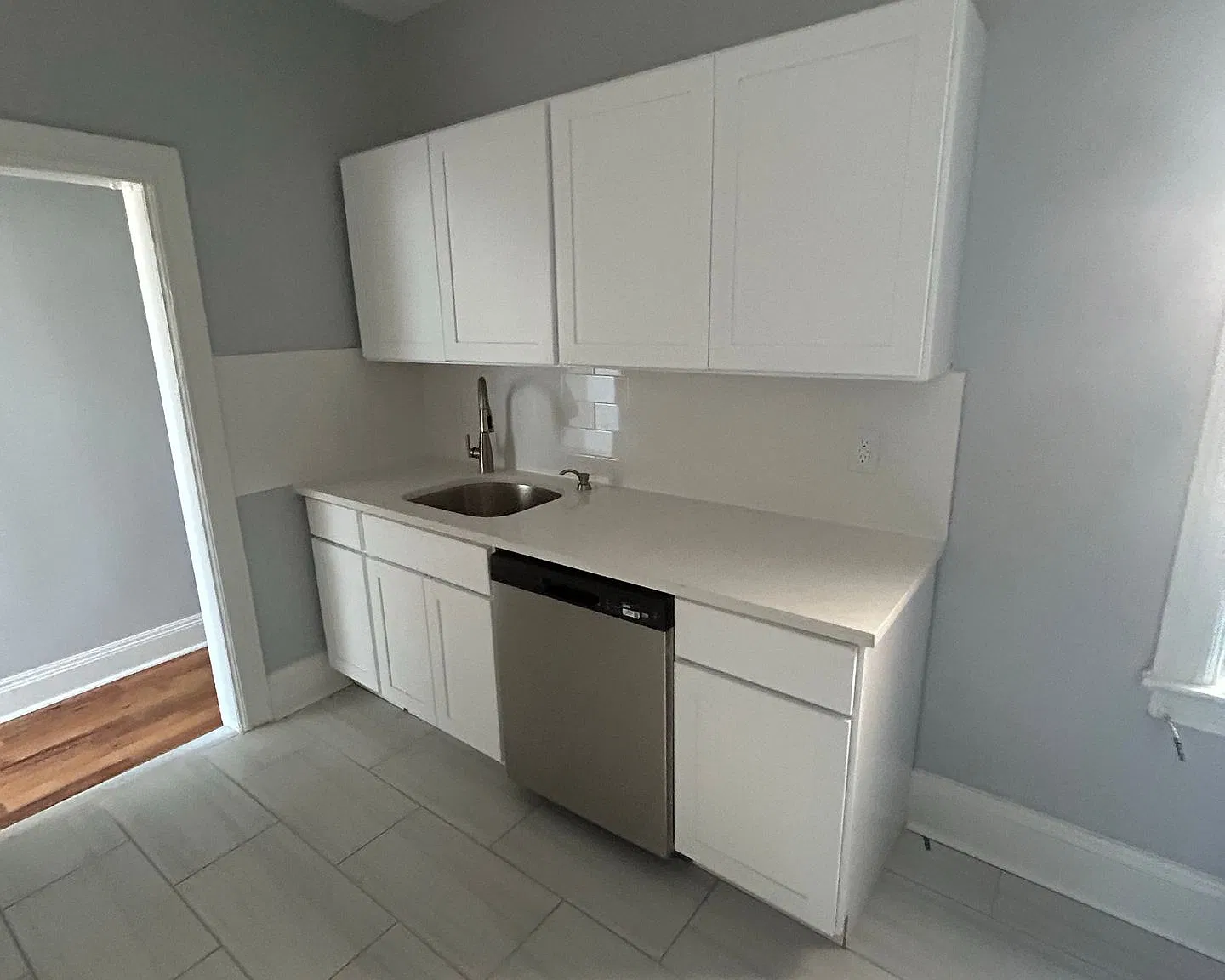 1 bed, $1,800 — Photo 2