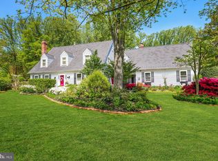 7112 Holyrood Dr, Mc Lean, VA 22101