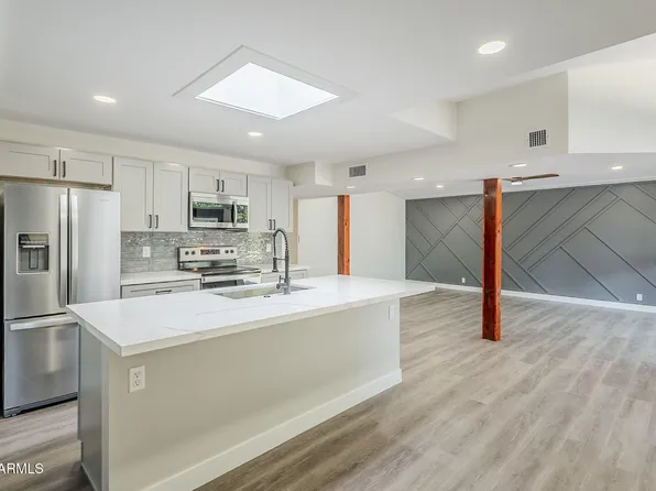 6826 E MONTEREY Way, Scottsdale, AZ 85251