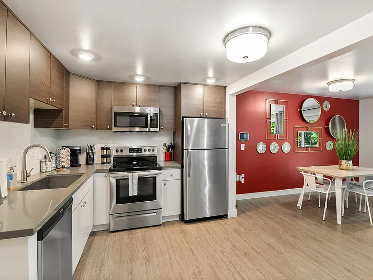 Bellevue Way SE — Photo 13