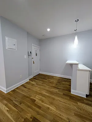 Rented by City & Suburban | media 3