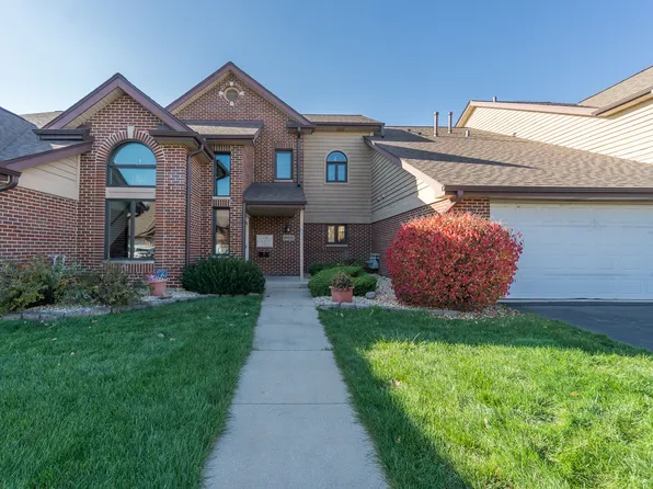 10820 Kathleen Ct APT A, Palos Hills, IL 60465