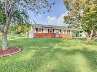 2905 Browns Mill Rd, Johnson City, TN 37604