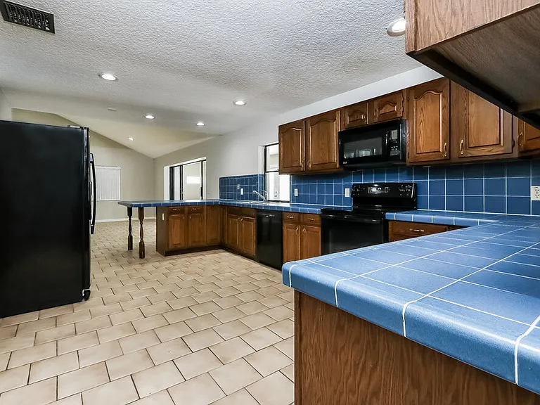 14480 Stirrup Ln — Photo 6