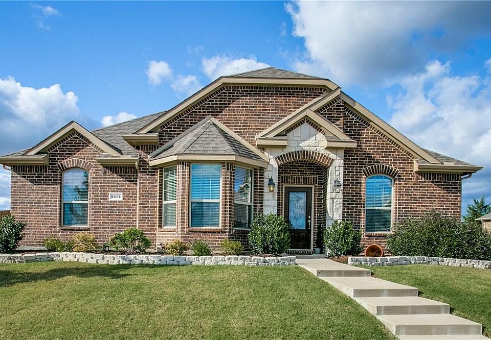 1st image of 1272 Crescent Cove Dr