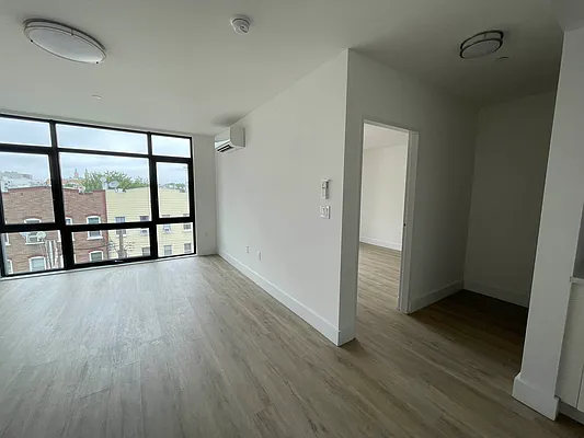 Rented by Olympic CIty Real Estate | media 8