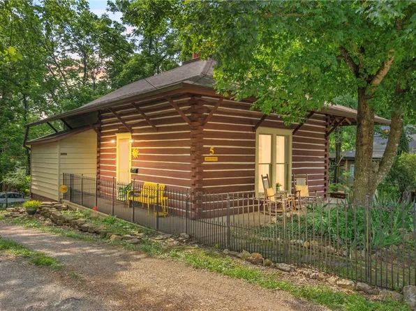 5 Washington St, Eureka Springs, AR 72632