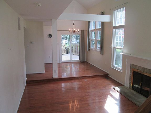 3rd image of 3513 Cornice Pl