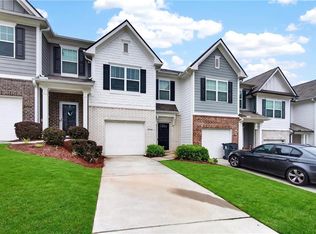 5705 Union Pointe Dr, Union City, GA 30291