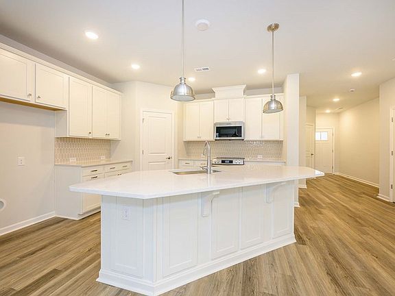 The Mecklenburg II - Kitchen