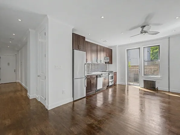 329 Union Street image 1 of 17