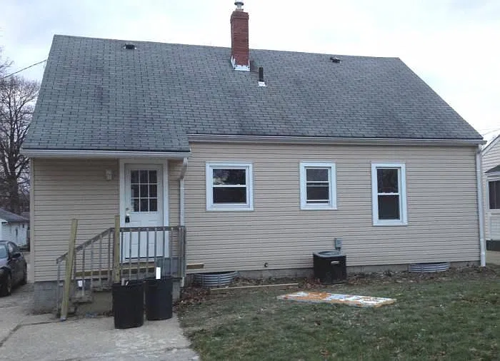 3 bed, 1238 sqft, $1,695 — Photo 2