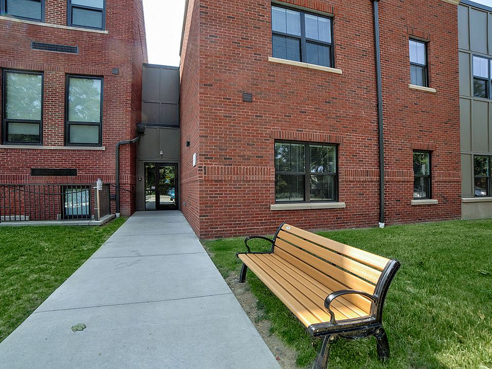 Willow Commons