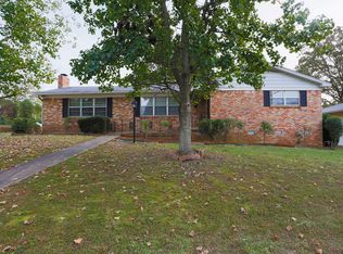 6901 Briarwood Dr, Little Rock, AR 72205