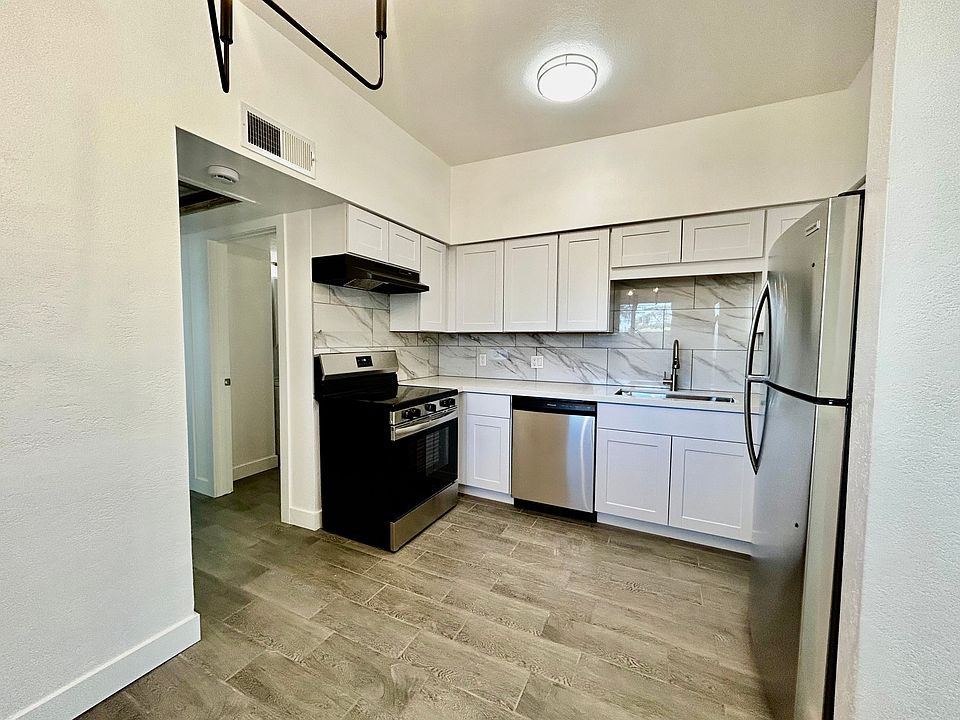 1st image of 2825 E Monte Cristo Ave #102