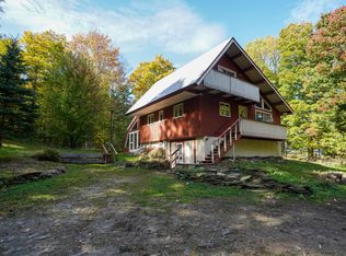 127 La Flame Rd, Warren, VT 05674