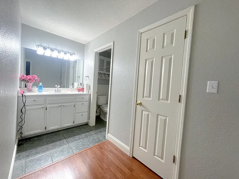 406 Rena Rd — Photo 8