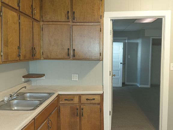 4th image of 119 N 6th St #119