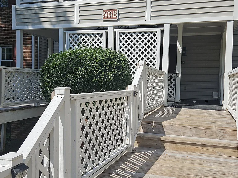 503 Gooseneck Dr #B2 — Photo 2