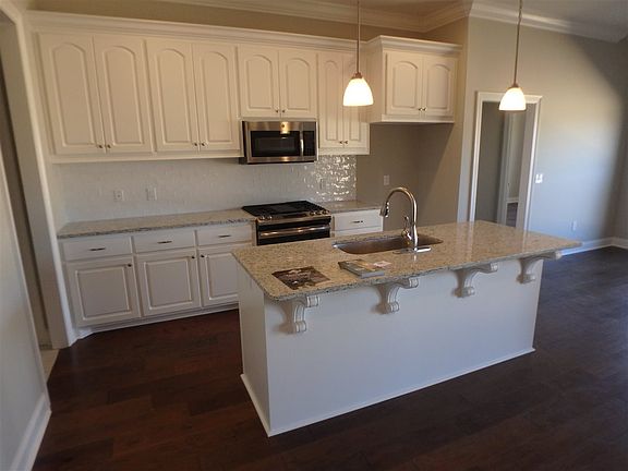 5th image of 125 Woodscape Dr Lot 73